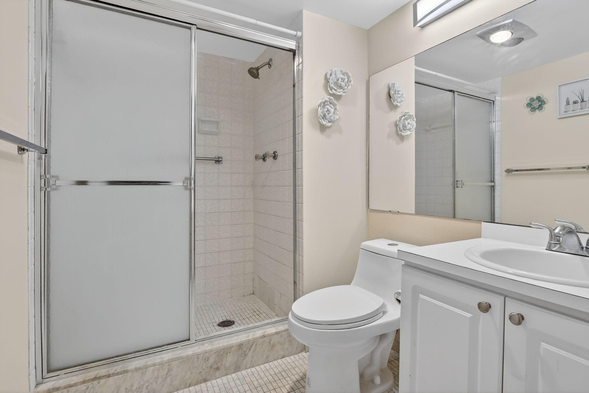 830 S Hollybrook Drive 204, Pembroke Pines, FL 33025 — photo 5 of 18