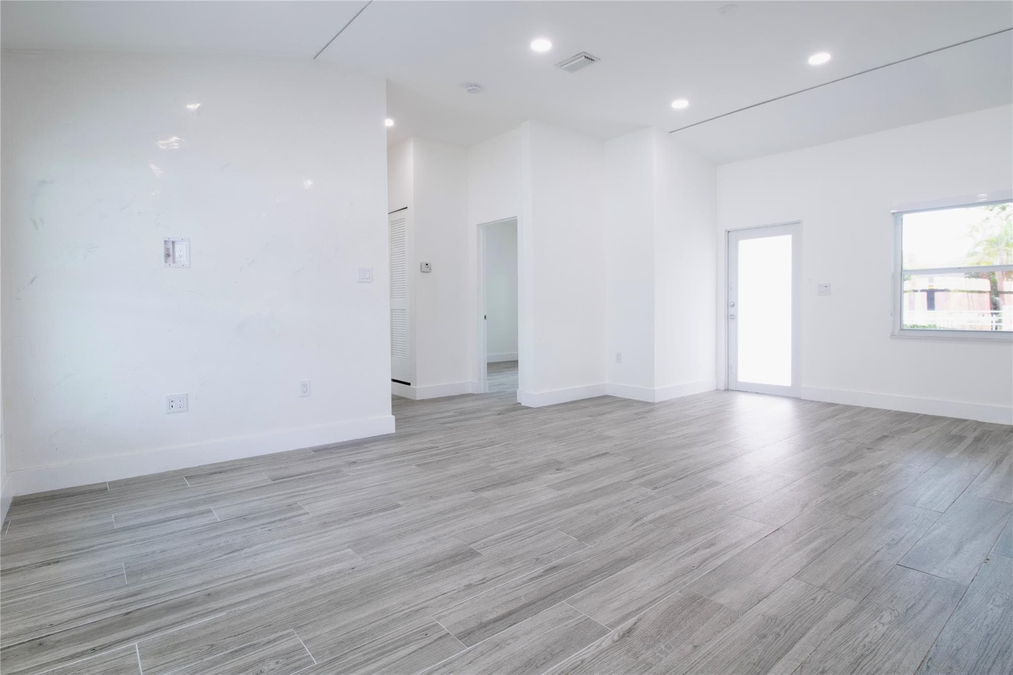 245 SW 20th Street, Fort Lauderdale, FL 33315 — photo 6 of 30