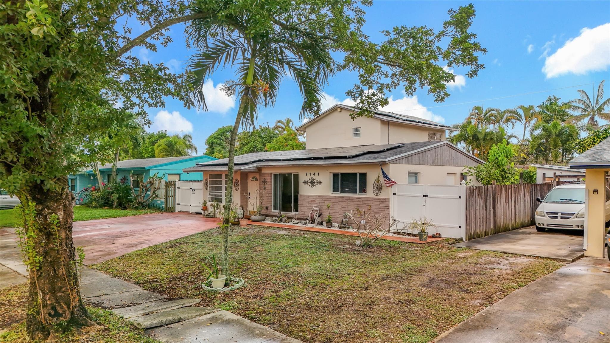 7141 Custer Street, Hollywood, FL 33024 — photo 5 of 84