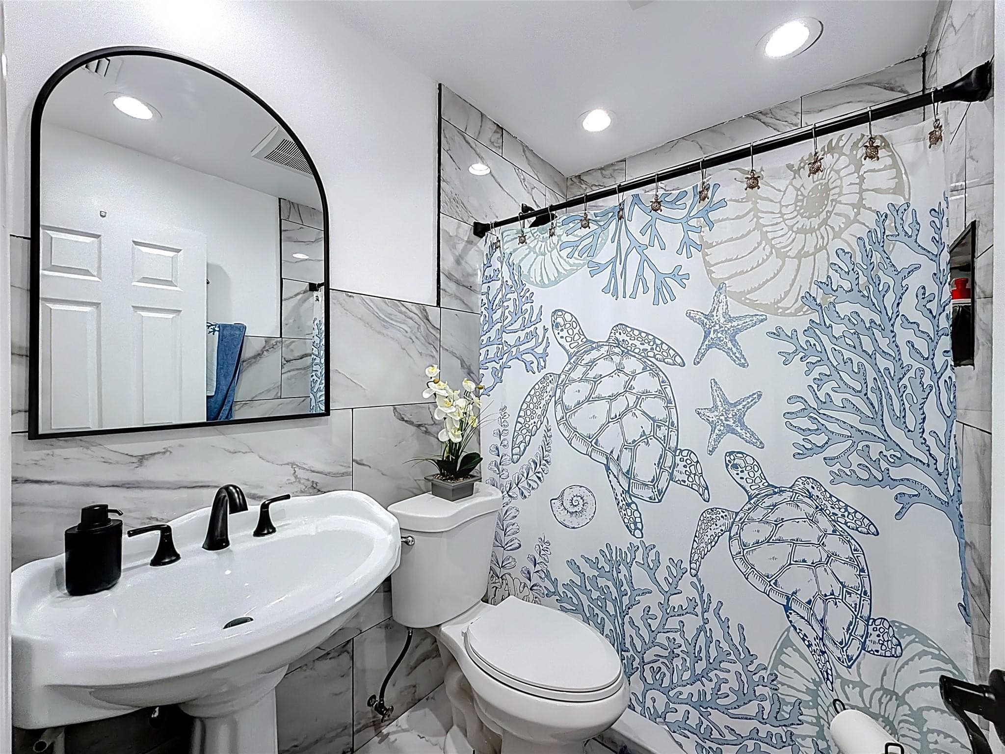 7141 Custer Street, Hollywood, FL 33024 — photo 15 of 84