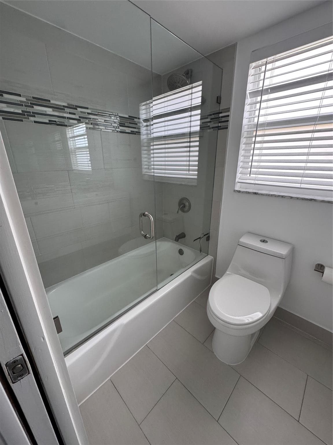 3150 N Palm Aire, Pompano Beach, FL 33069 — photo 9 of 16