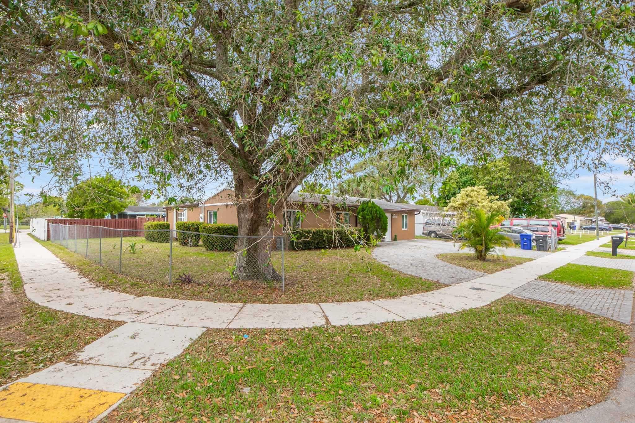 6500 SW 16th Court, North Lauderdale, FL 33068 — photo 3 of 47