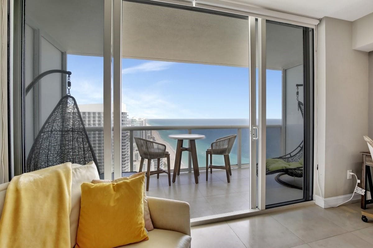 1830 S Ocean Boulevard 4612, Hallandale Beach, FL 33009 — photo 1 of 22