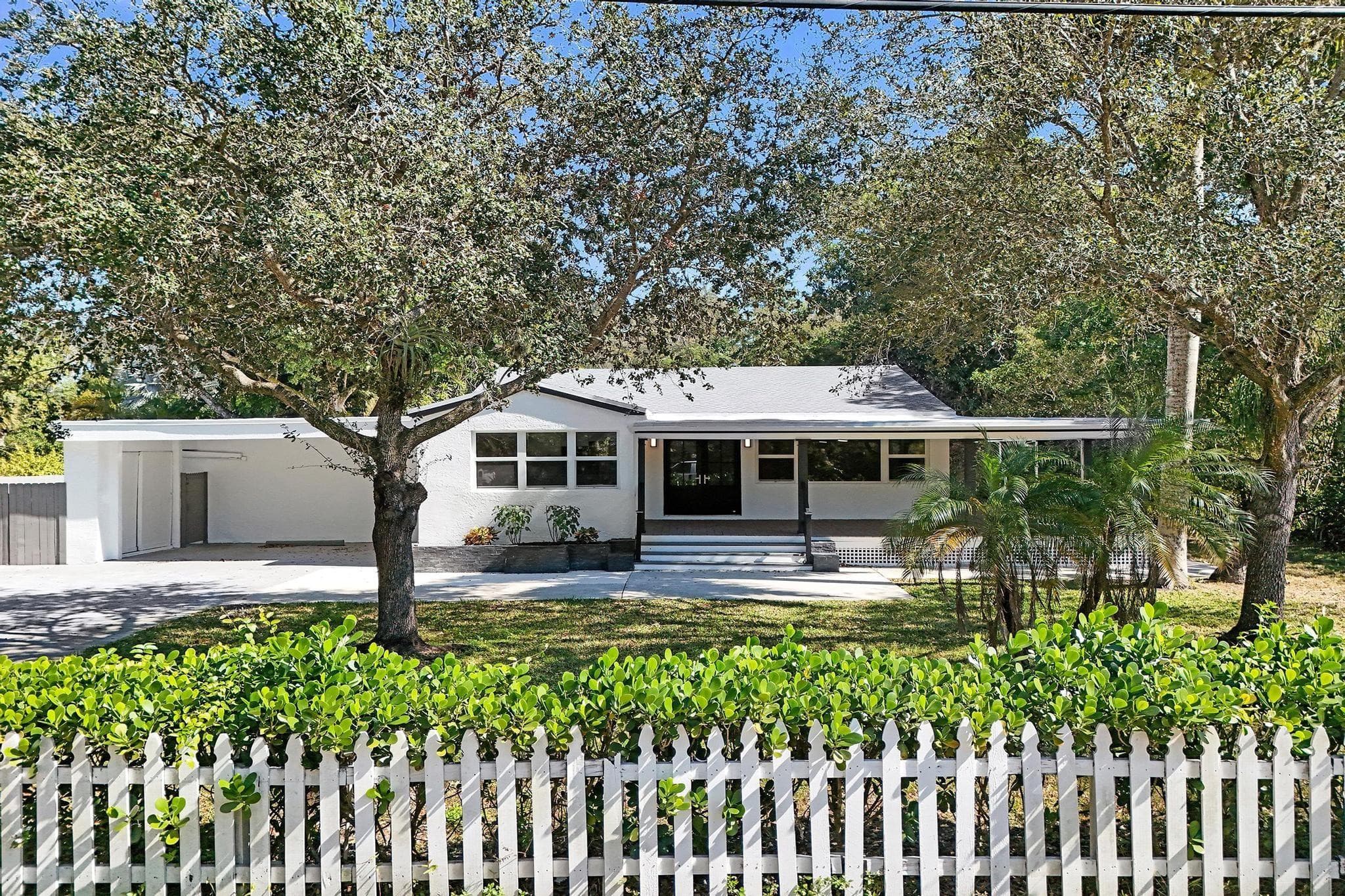 216 Bayberry Drive, Plantation, FL 33317 — photo 2 of 72
