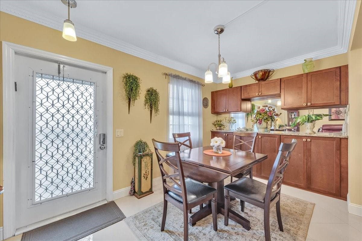 2047 Wolverton C 2047, Boca Raton, FL 33434 — photo 4 of 29