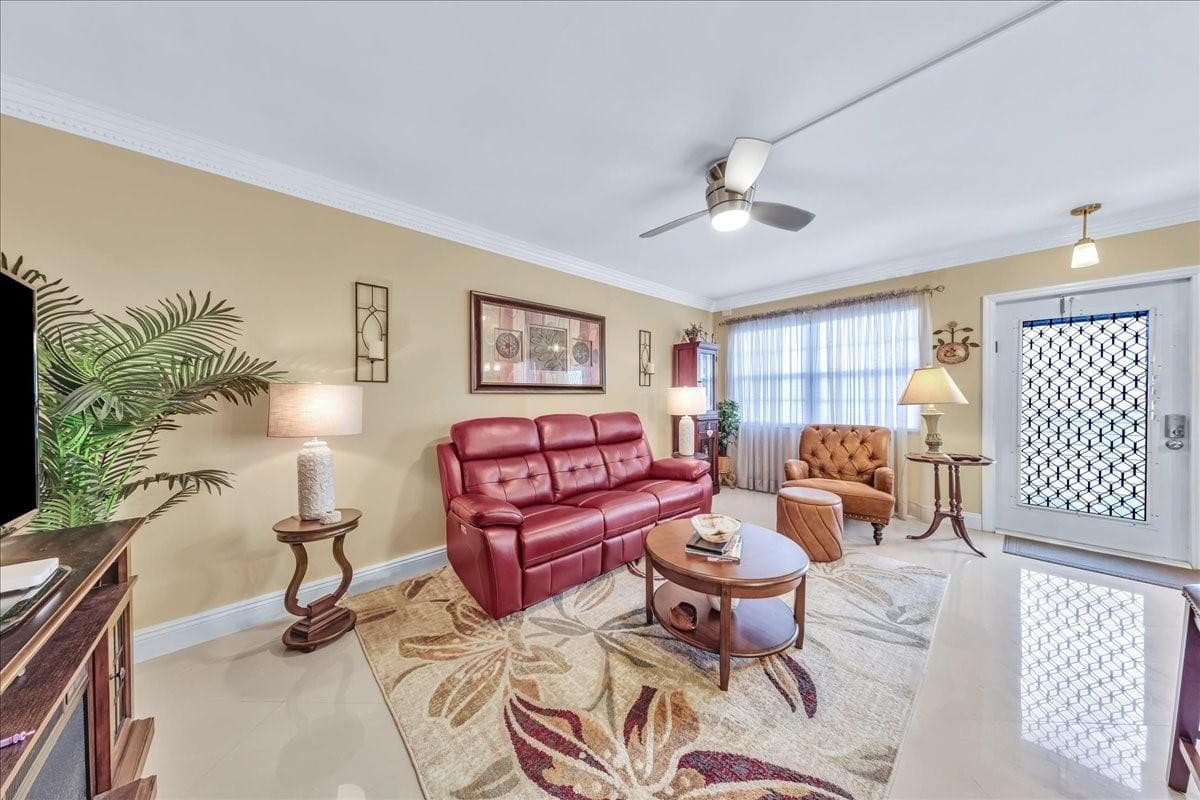 2047 Wolverton C 2047, Boca Raton, FL 33434 — photo 13 of 29