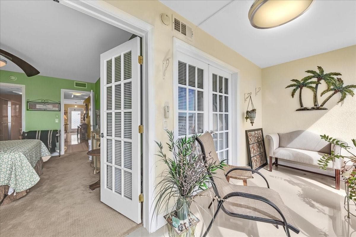 2047 Wolverton C 2047, Boca Raton, FL 33434 — photo 23 of 29