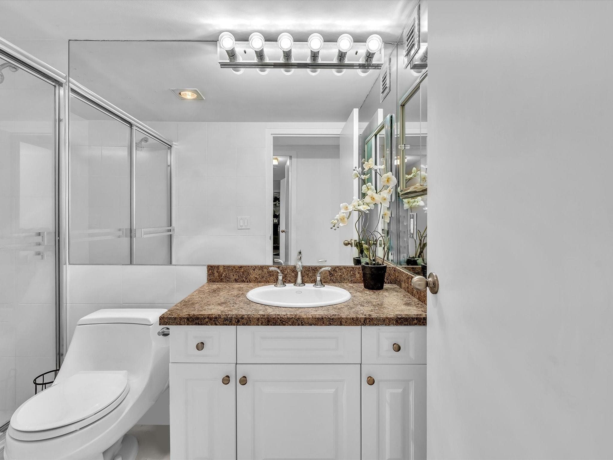 3000 Holiday Drive 603, Fort Lauderdale, FL 33316 — photo 41 of 61