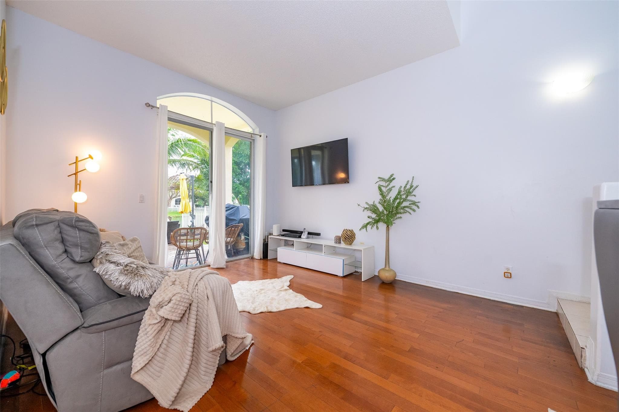 2257 NW 77th Terrace, Pembroke Pines, FL 33024 — photo 10 of 60