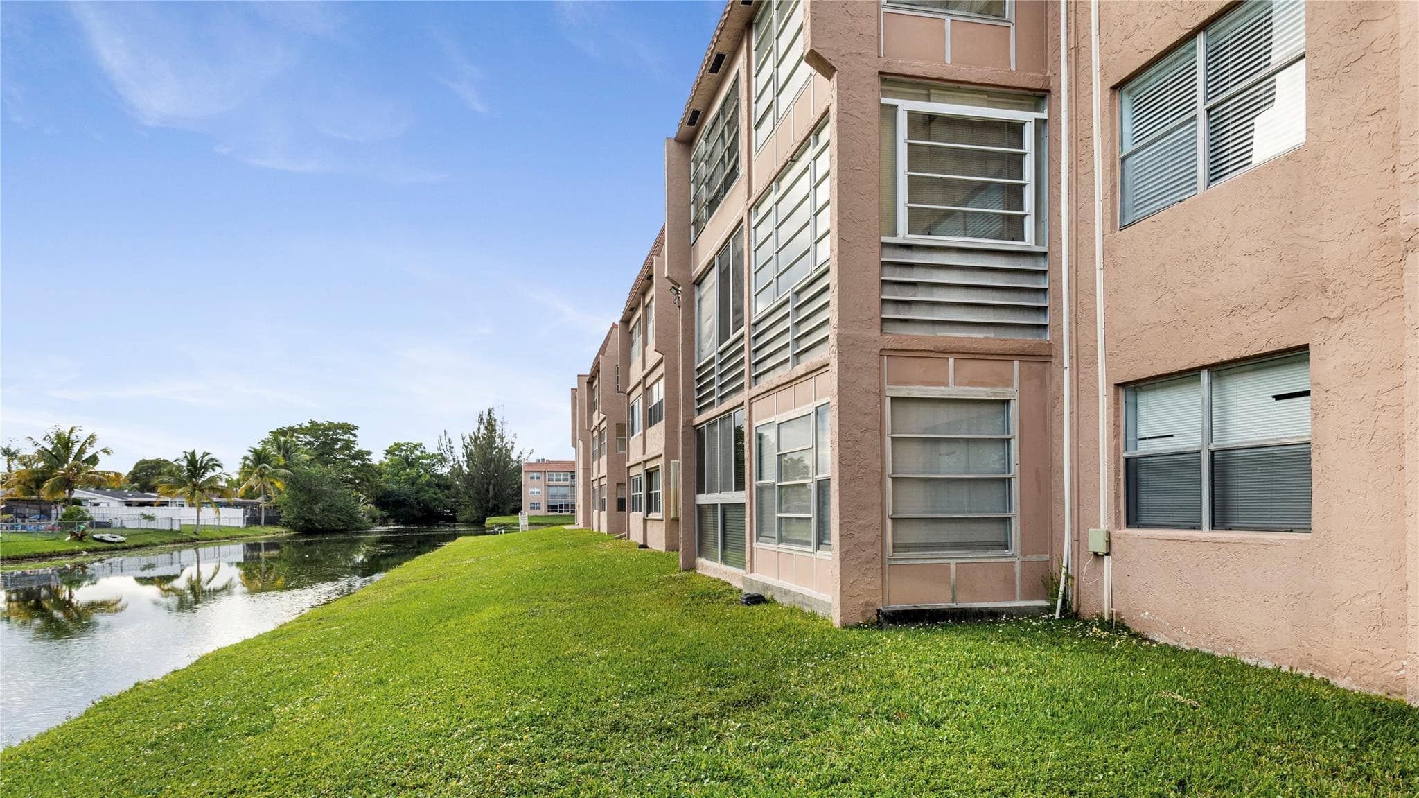 9700 Sunrise Lakes Boulevard 101, Sunrise, FL 33322 — photo 16 of 19