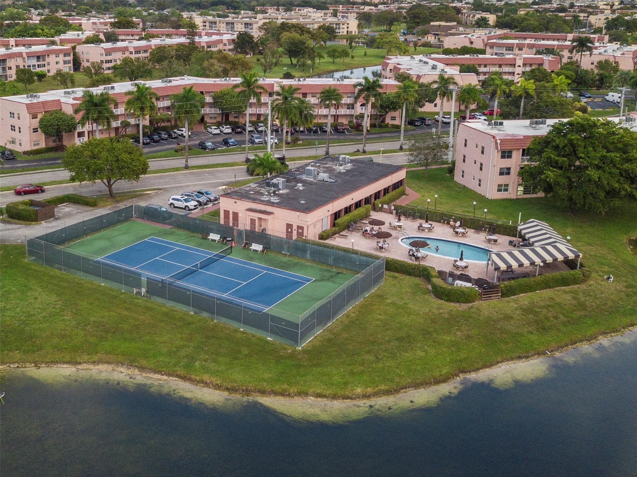9700 Sunrise Lakes Boulevard 101, Sunrise, FL 33322 — photo 19 of 19