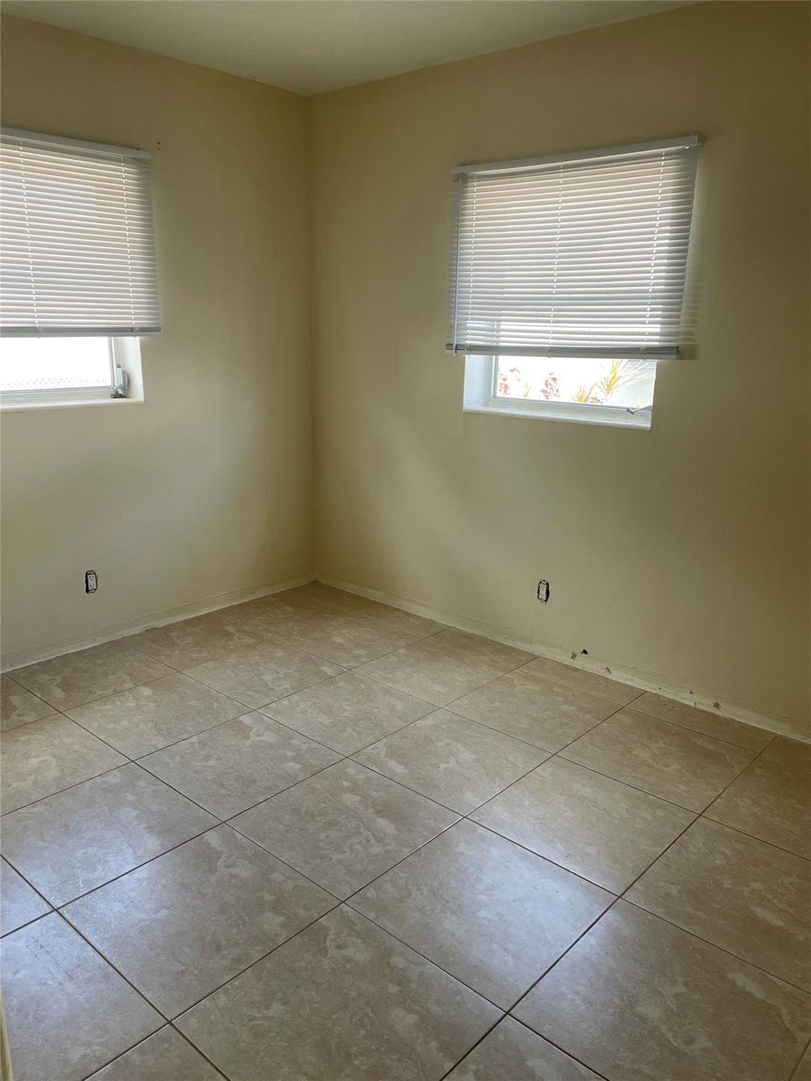 1635 Moffett Street, Hollywood, FL 33020 — photo 10 of 13