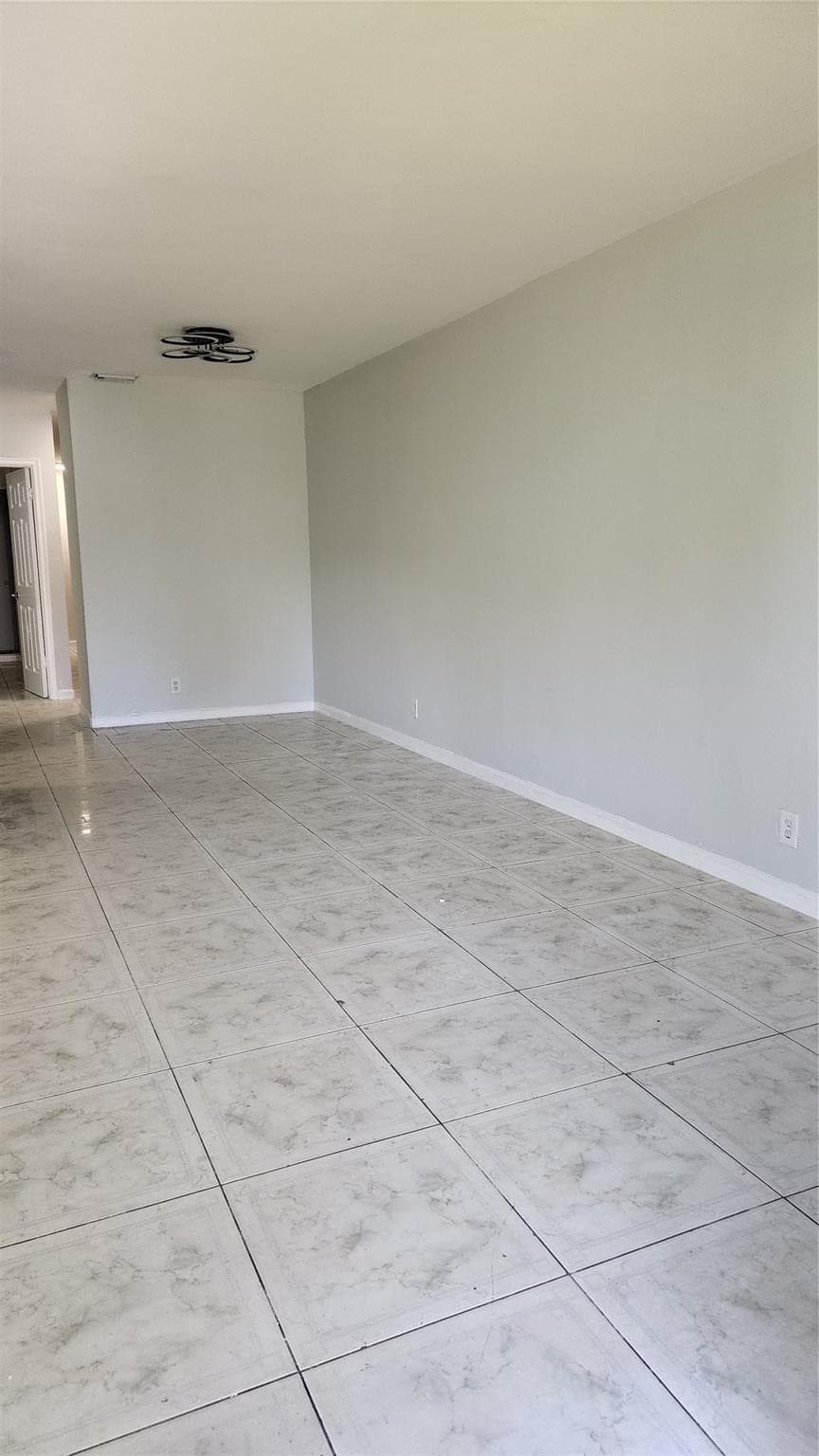 1523-1525 NW 8th Avenue, Fort Lauderdale, FL 33311 — photo 11 of 24