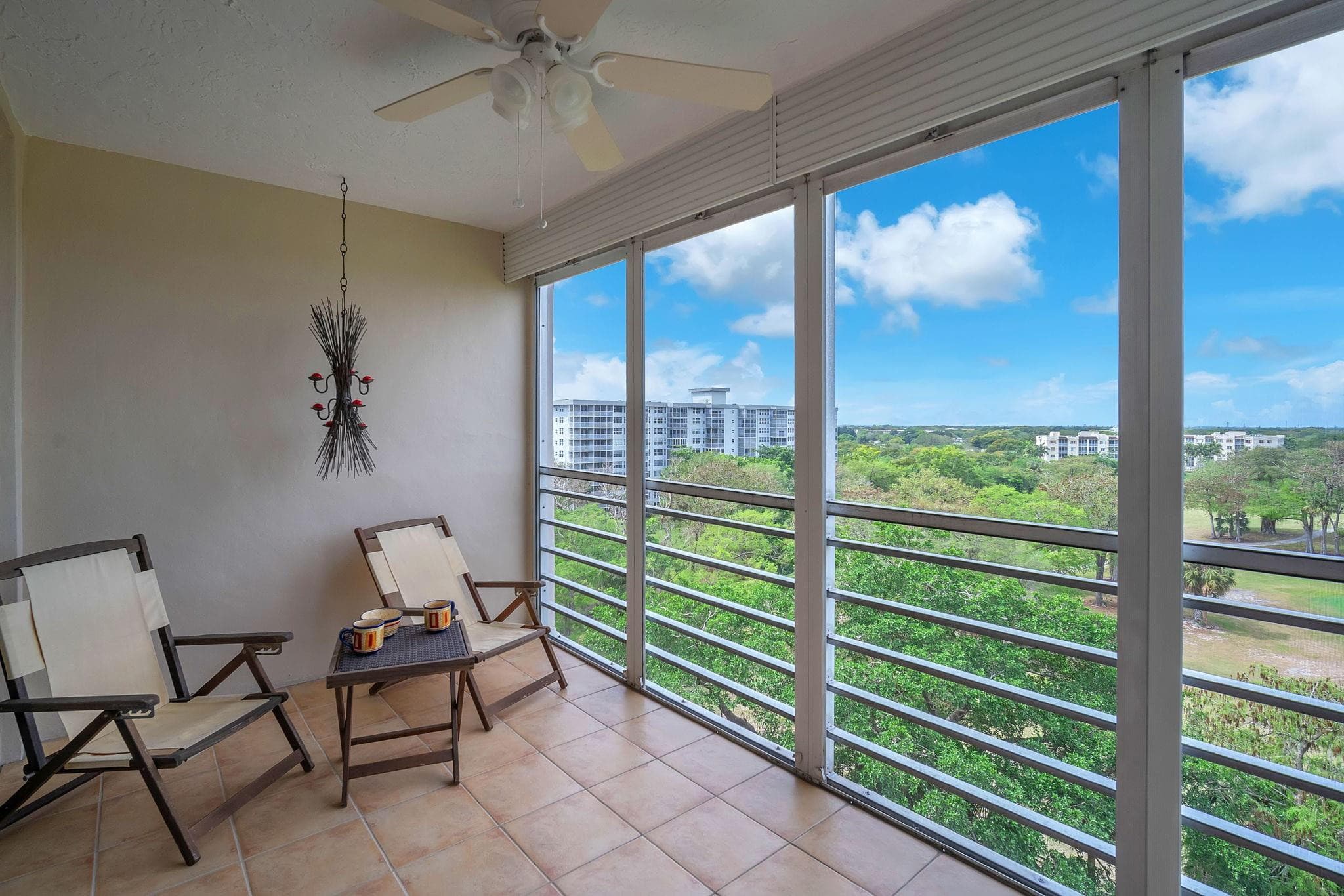 605 Oaks Drive 907, Pompano Beach, FL 33069 — photo 7 of 54