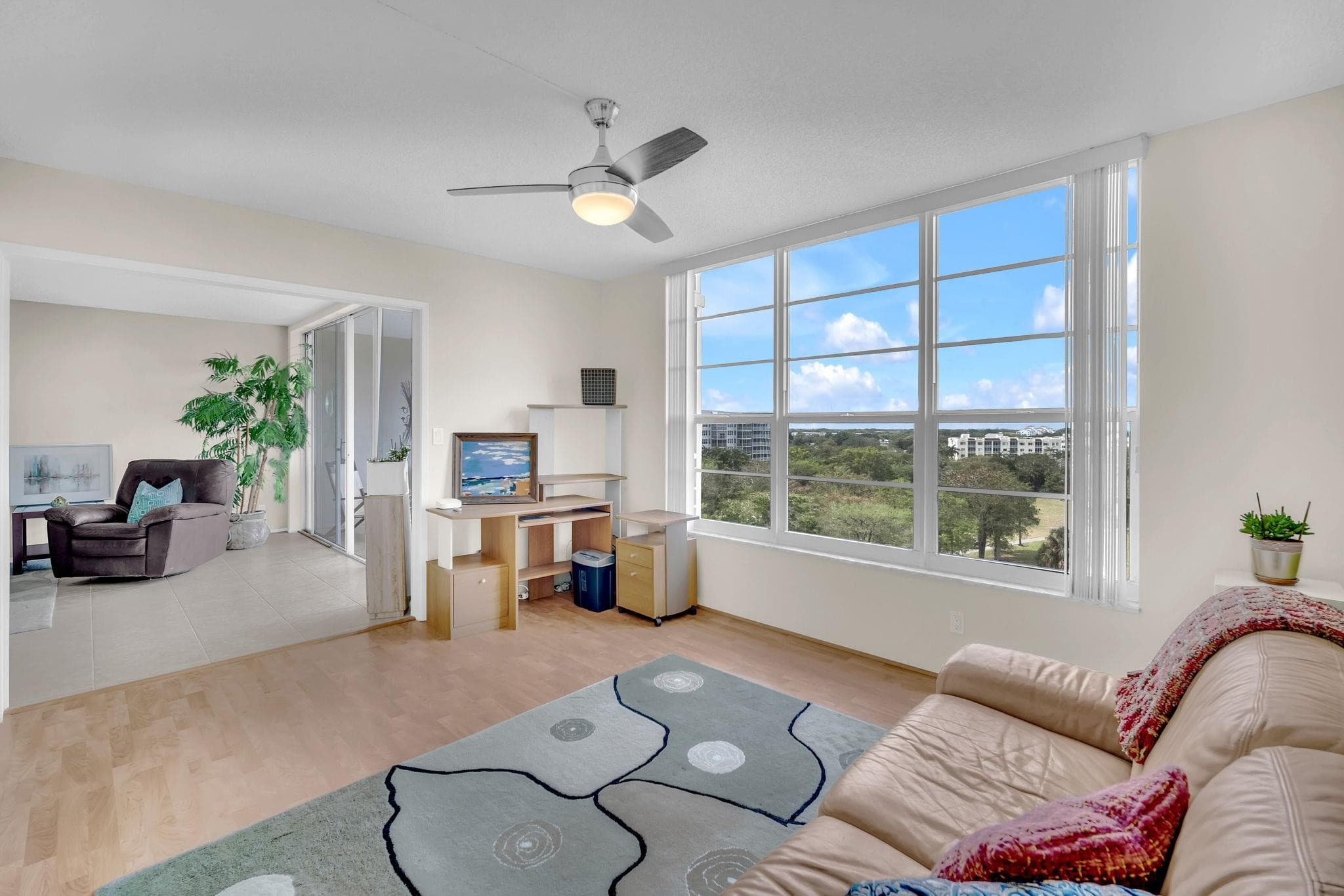 605 Oaks Drive 907, Pompano Beach, FL 33069 — photo 16 of 54