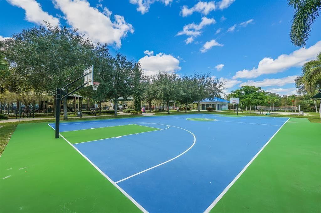 605 Oaks Drive 907, Pompano Beach, FL 33069 — photo 34 of 54