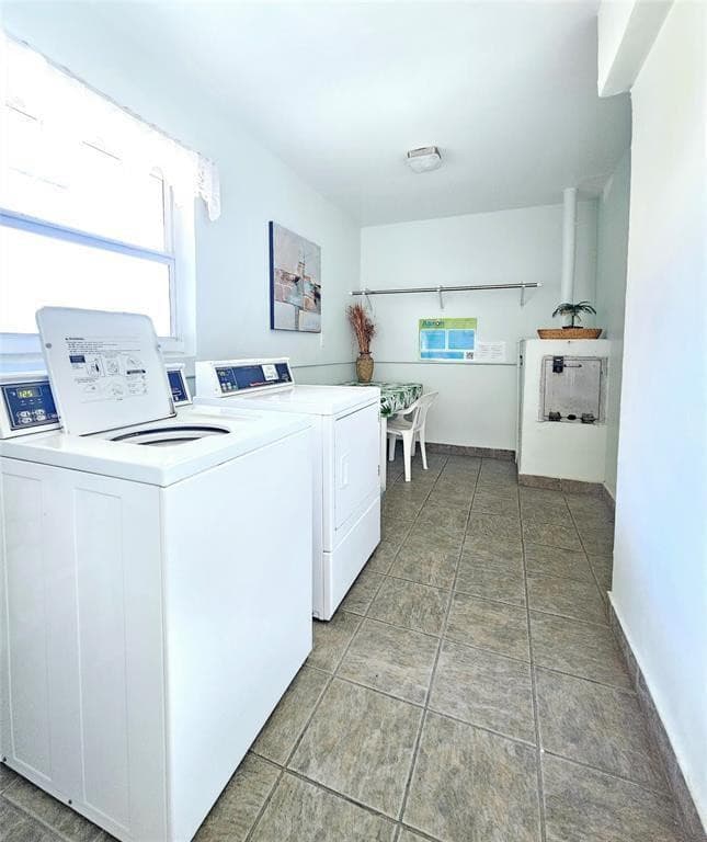 3531 NW 50th Avenue 610, Lauderdale Lakes, FL 33319 — photo 3 of 8