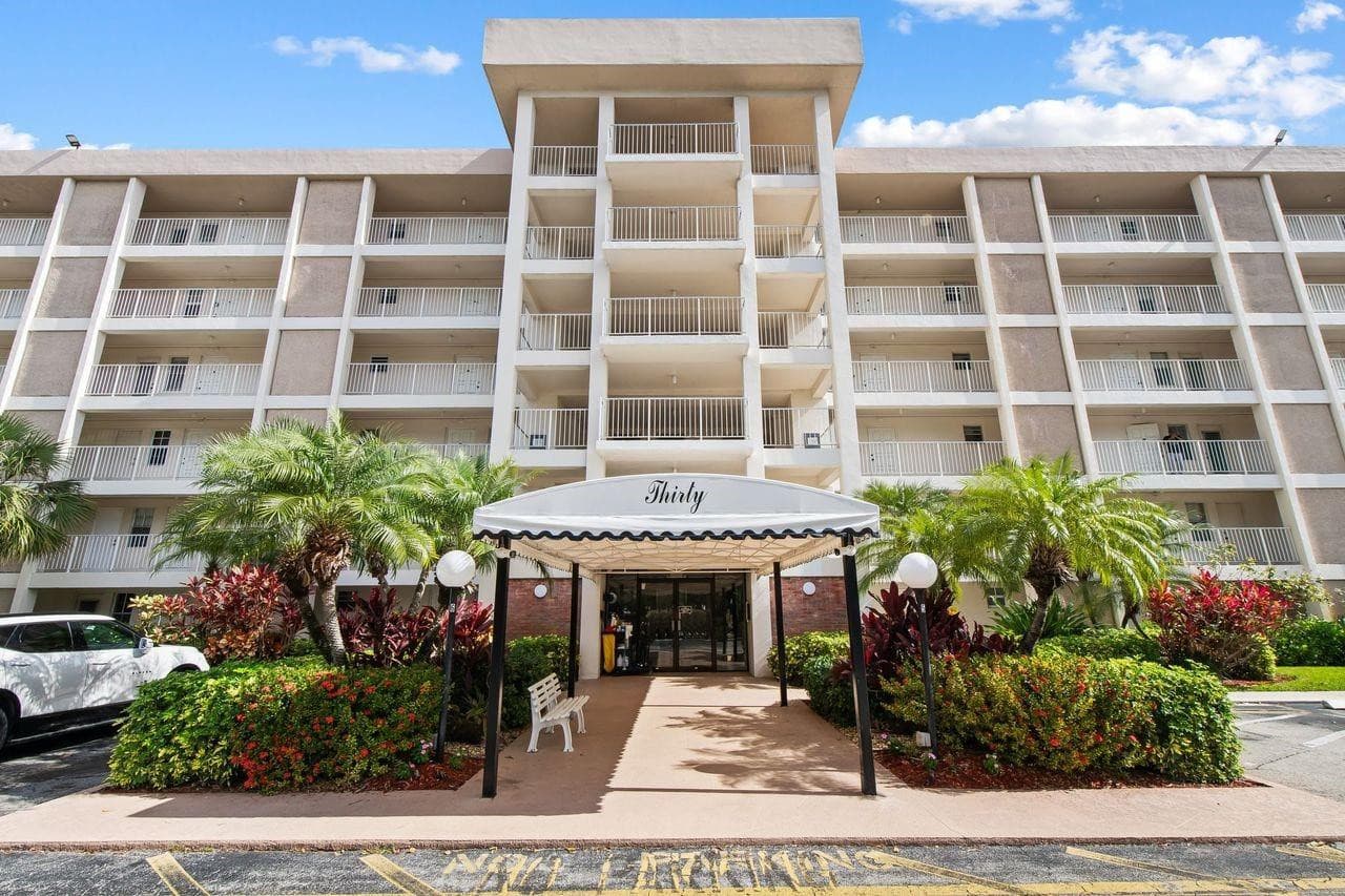 2851 S Palm Aire Drive 107, Pompano Beach, FL 33069 — photo 1 of 28