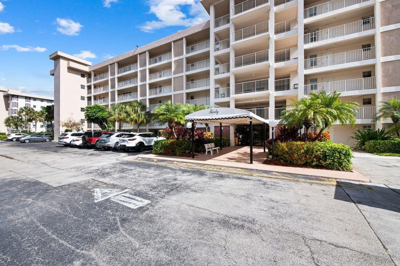 2851 S Palm Aire Drive 107, Pompano Beach, FL 33069 — photo 2 of 28
