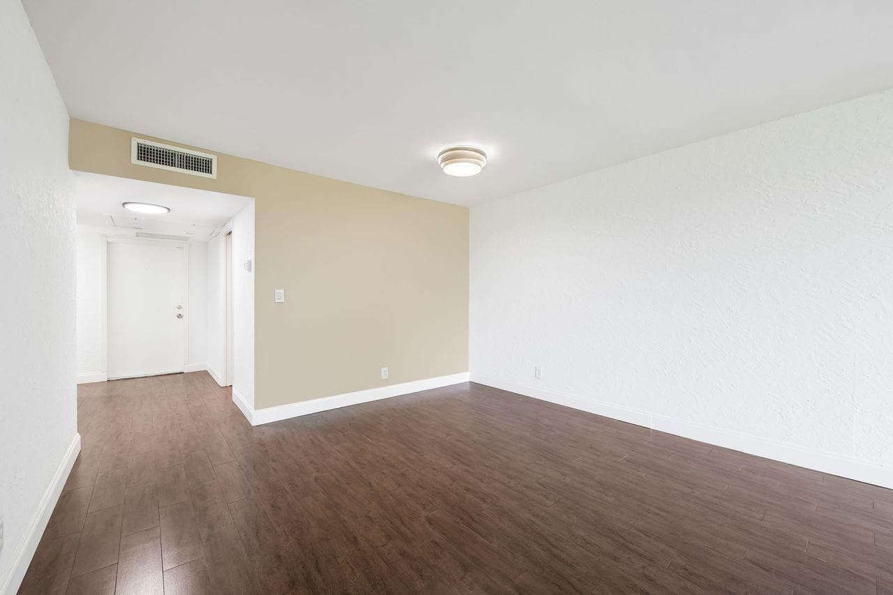 2851 S Palm Aire Drive 107, Pompano Beach, FL 33069 — photo 21 of 28