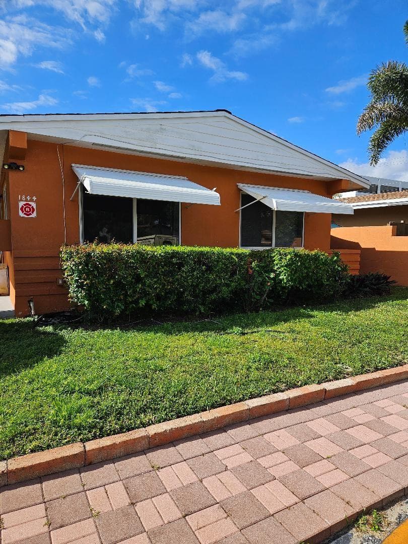 Townhouse in Fort Lauderdale — photo 7 of 7