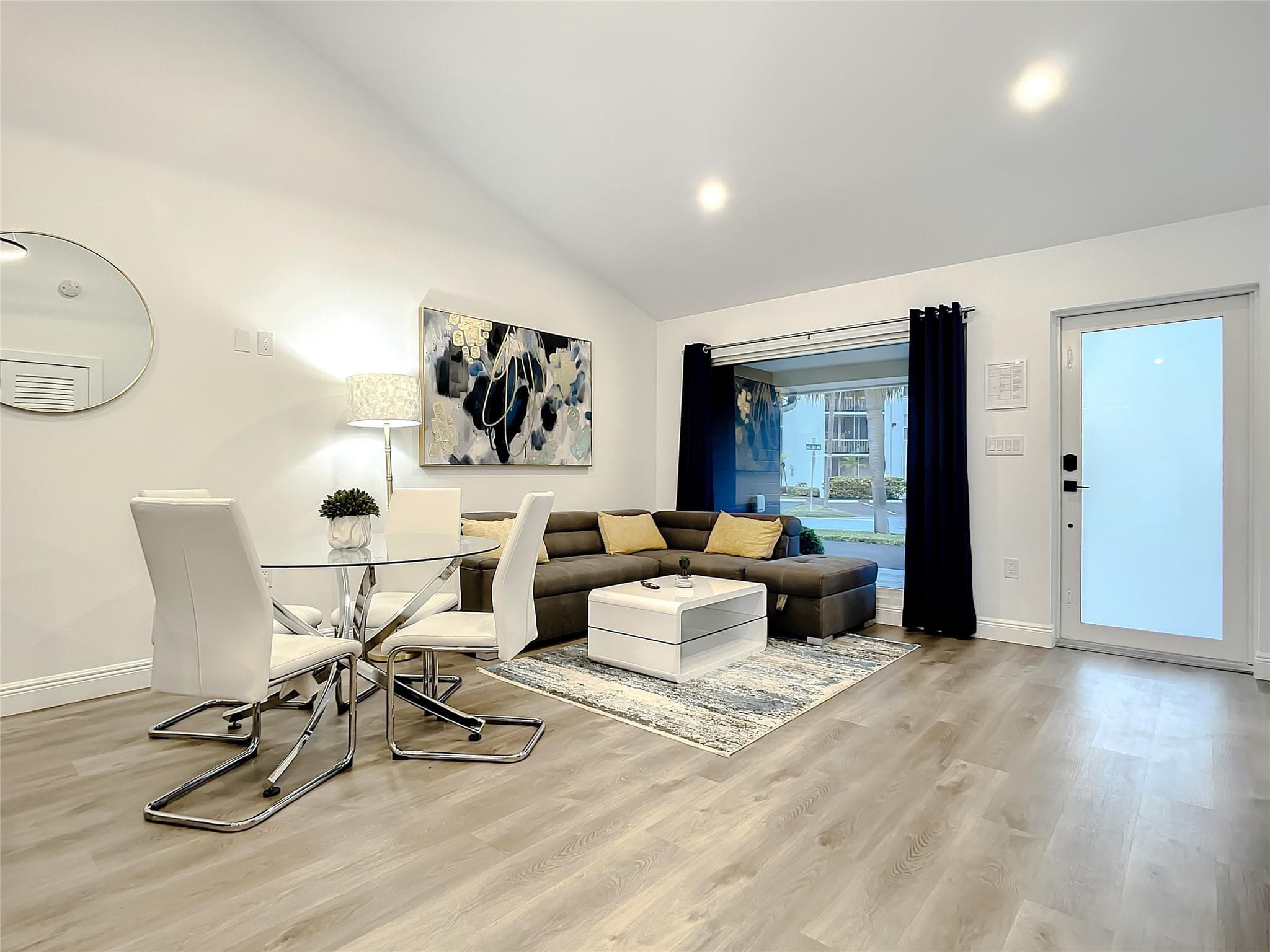 2100 NE 45th Street 1, Fort Lauderdale, FL 33308 — photo 9 of 33