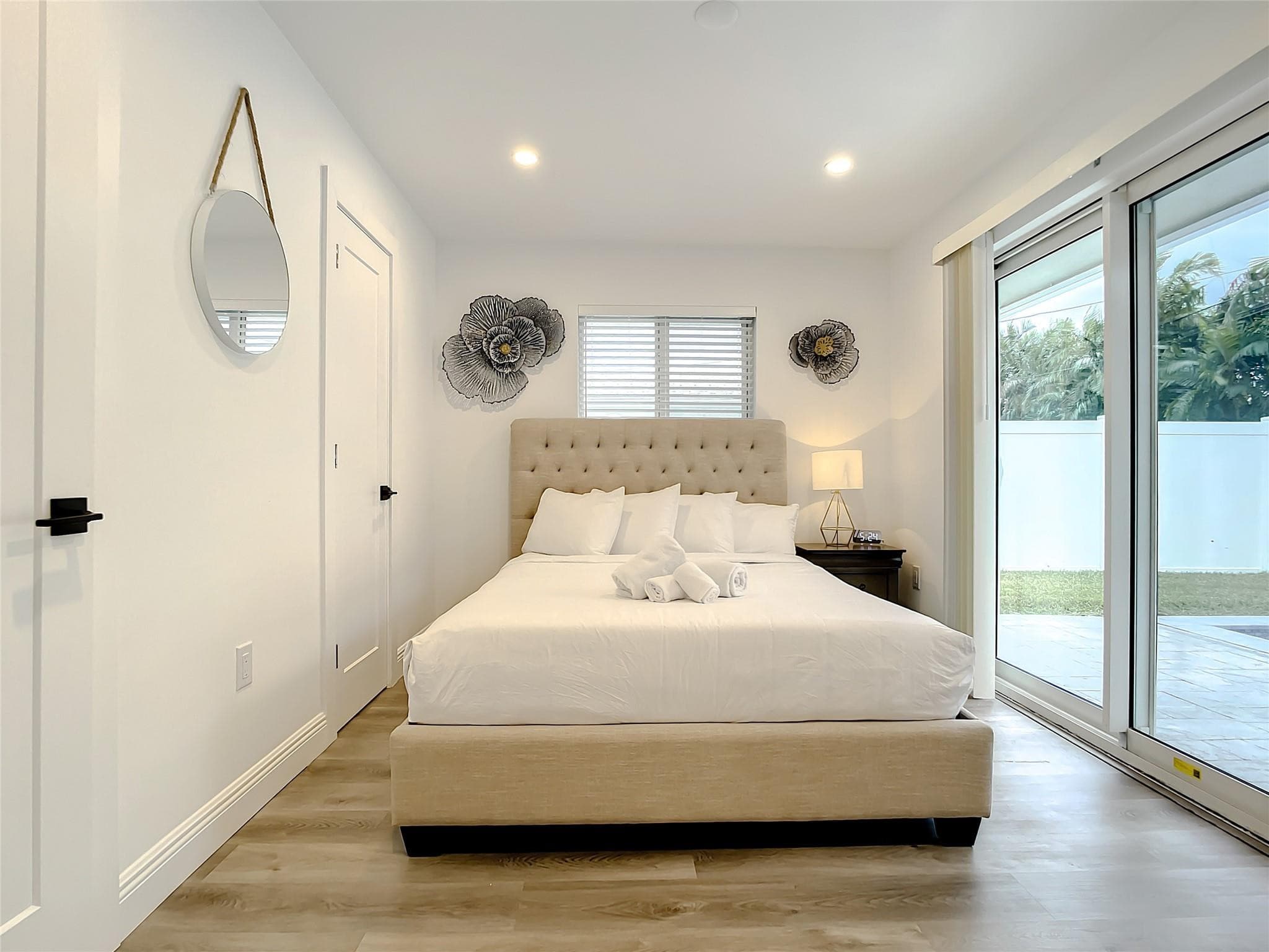 2100 NE 45th Street 1, Fort Lauderdale, FL 33308 — photo 16 of 33