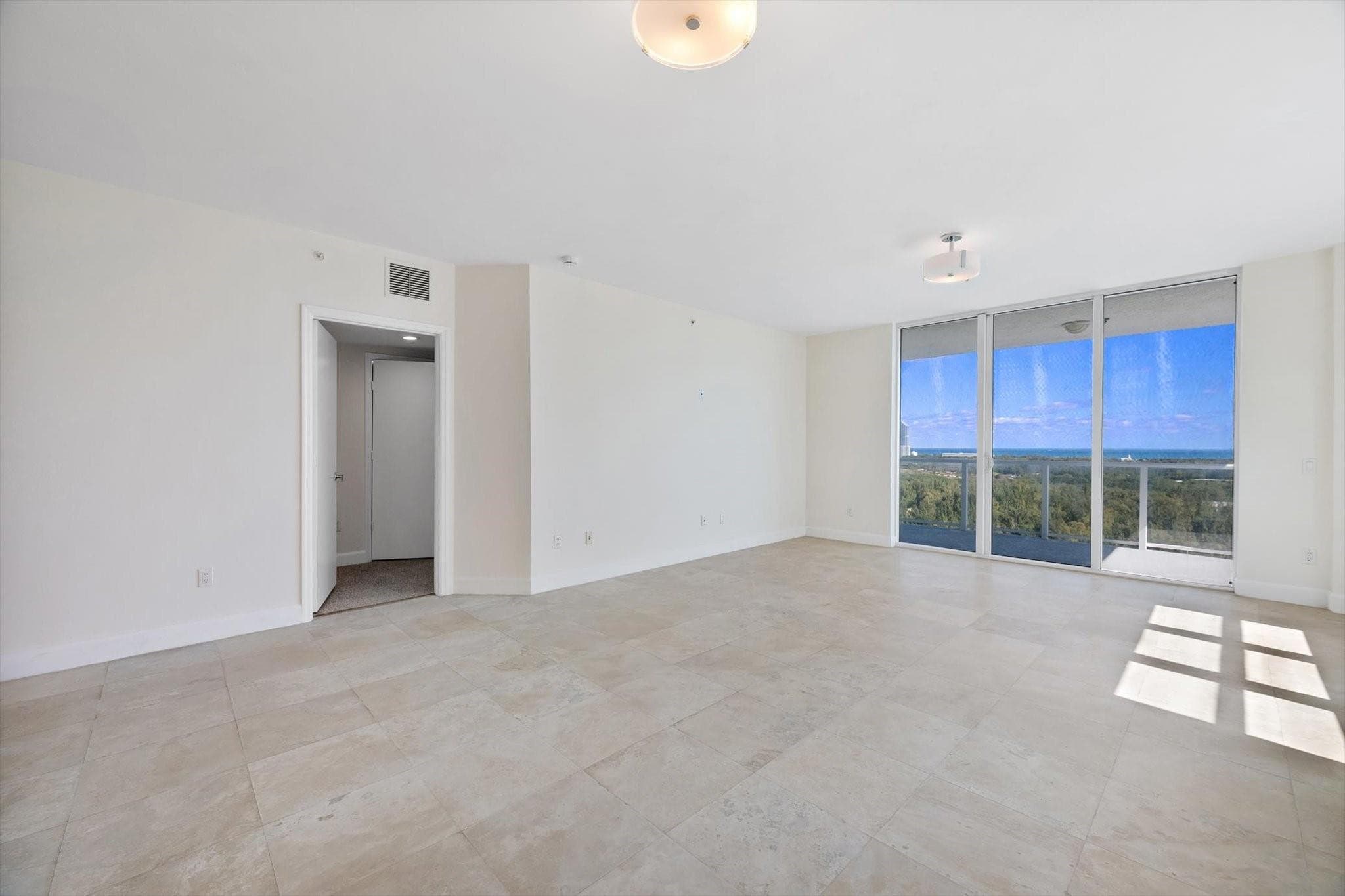 15051 Royal Oaks Lane 2106, North Miami, FL 33181 — photo 6 of 23
