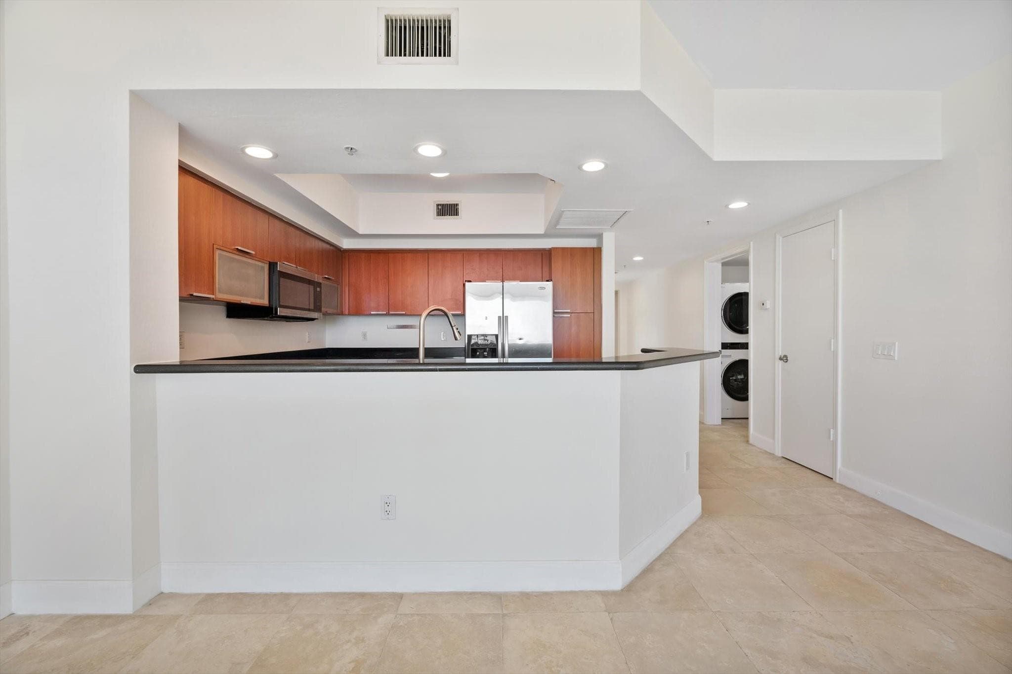 15051 Royal Oaks Lane 2106, North Miami, FL 33181 — photo 9 of 23
