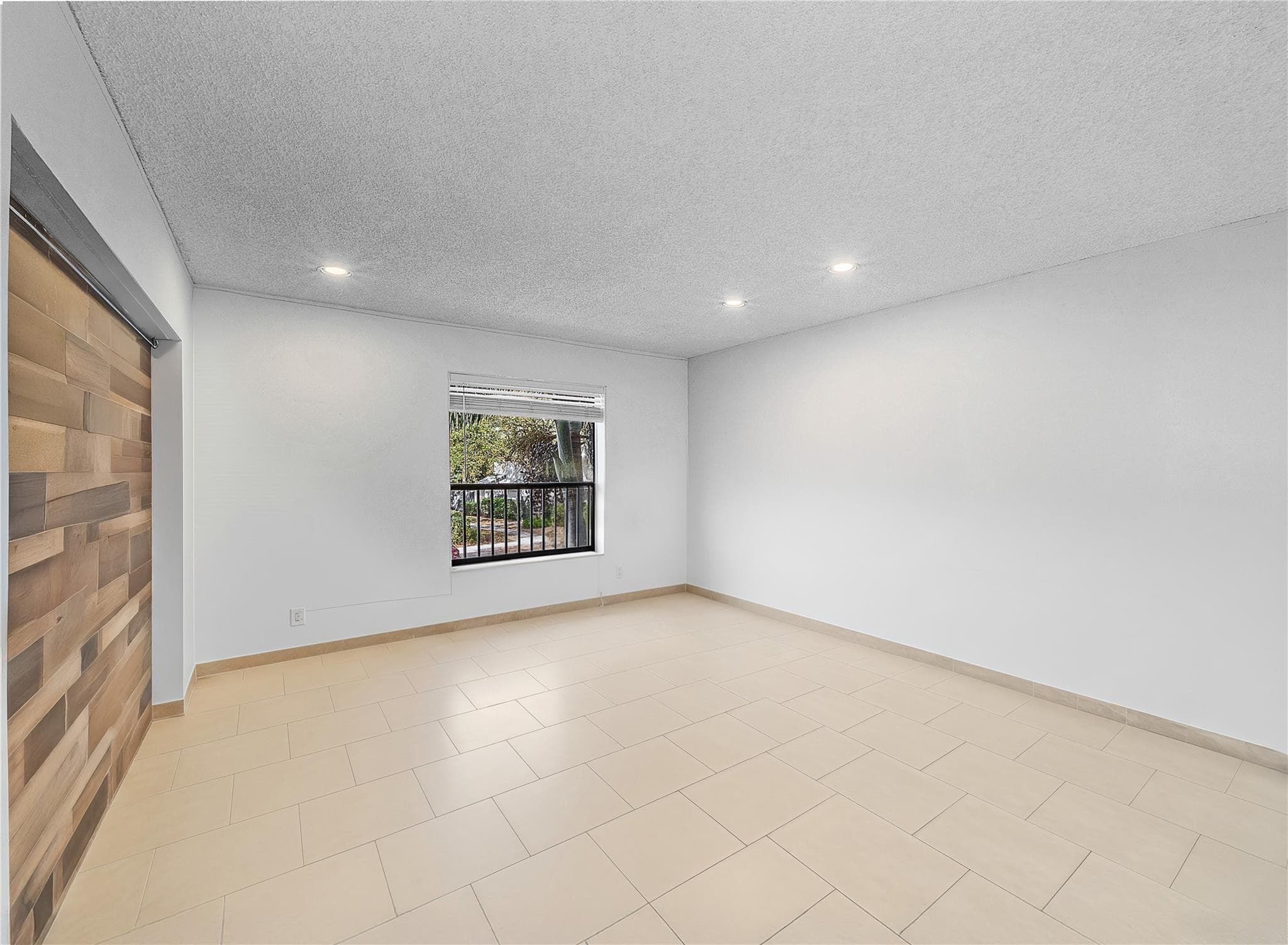 3413 Cocoplum Circle 3407, Coconut Creek, FL 33063 — photo 10 of 35