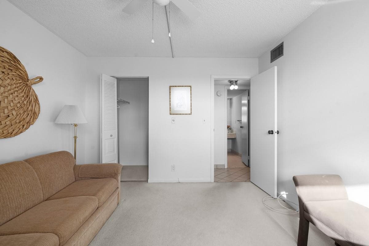 7080 Environ Boulevard 423, Lauderhill, FL 33319 — photo 23 of 51