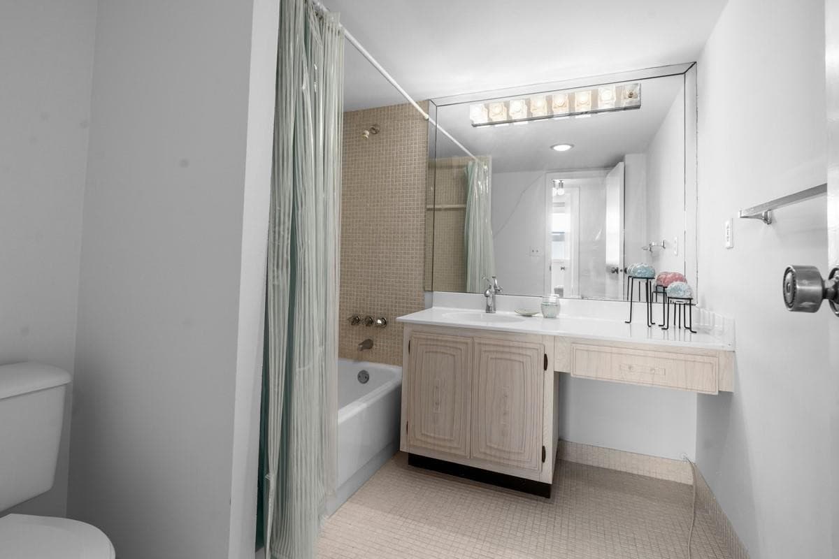 7080 Environ Boulevard 423, Lauderhill, FL 33319 — photo 25 of 51