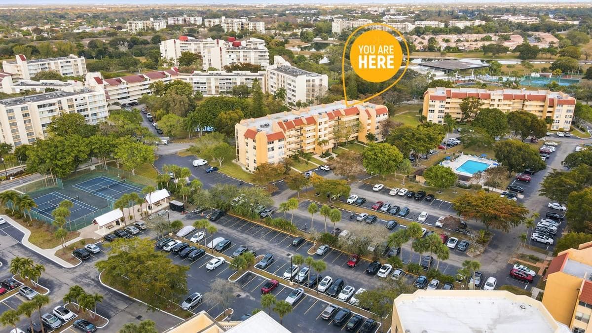 7080 Environ Boulevard 423, Lauderhill, FL 33319 — photo 32 of 51