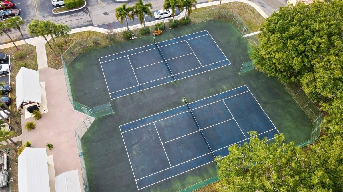 7080 Environ Boulevard 423, Lauderhill, FL 33319 — photo 40 of 51