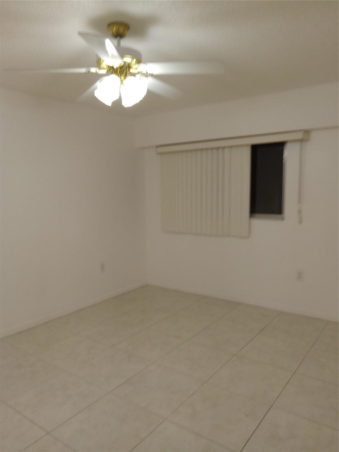 901 SW 138 C-406, Pembroke Pines, FL 33027 — photo 3 of 5