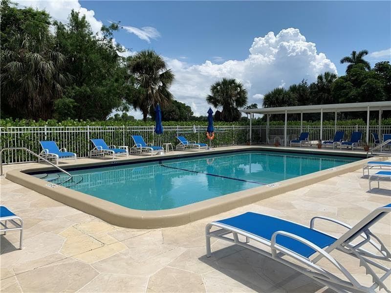 250 Jacaranda Drive 203, Plantation, FL 33324 — photo 18 of 21