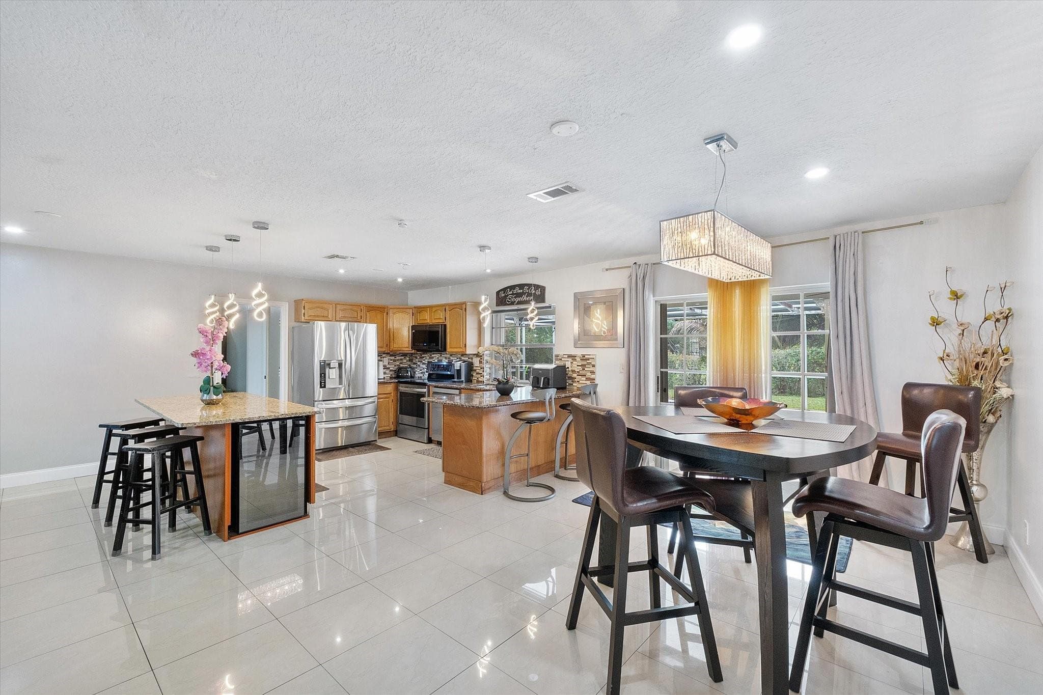 7310 NW 13th Court, Plantation, FL 33313 — photo 4 of 23