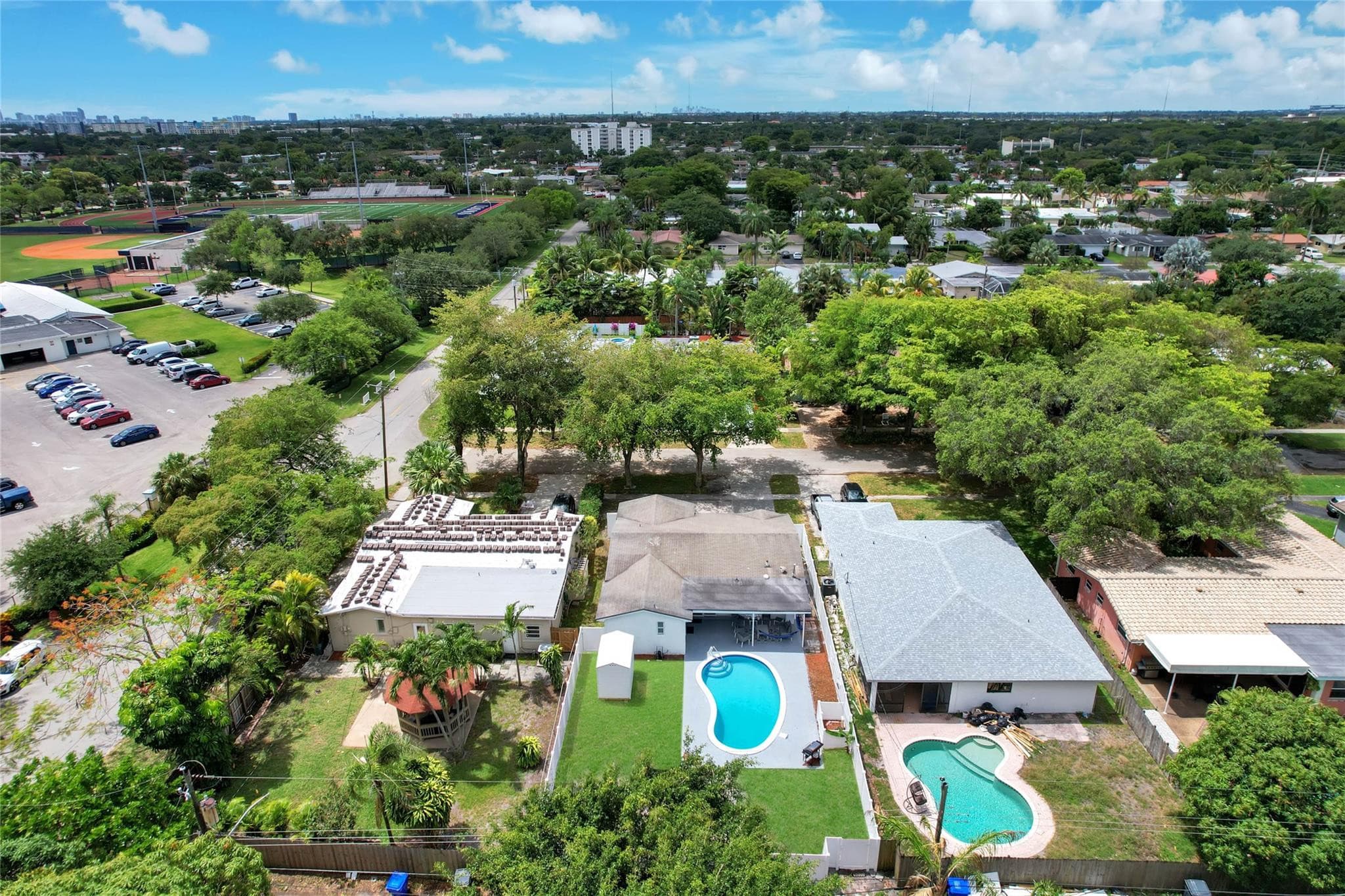 5311 Pierce Street, Hollywood, FL 33021 — photo 5 of 52