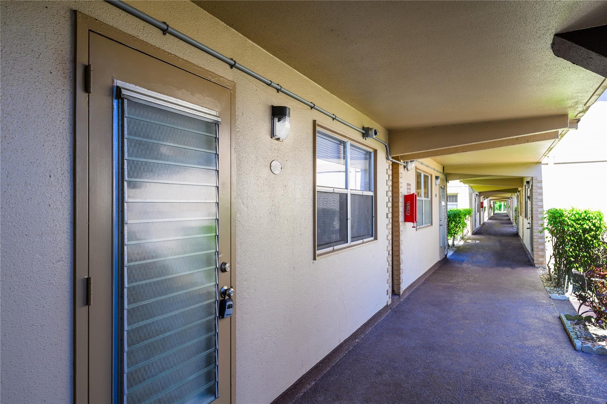 633 Brittany 633, Delray Beach, FL 33446 — photo 3 of 19