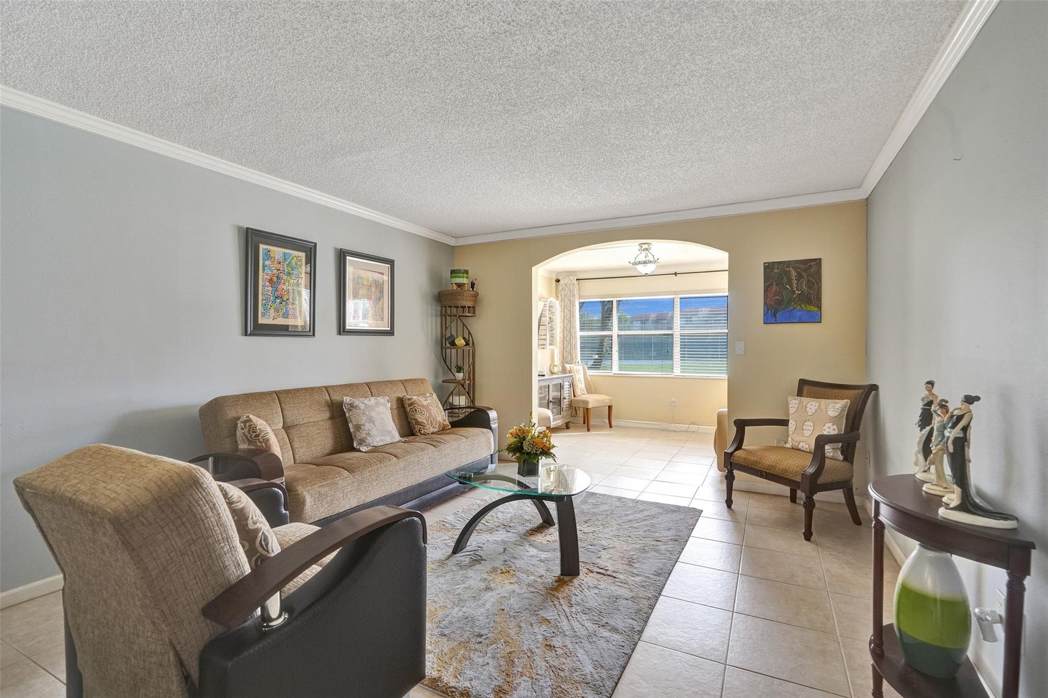 9821 Sunrise Lakes Boulevard 106, Sunrise, FL 33322 — photo 2 of 25