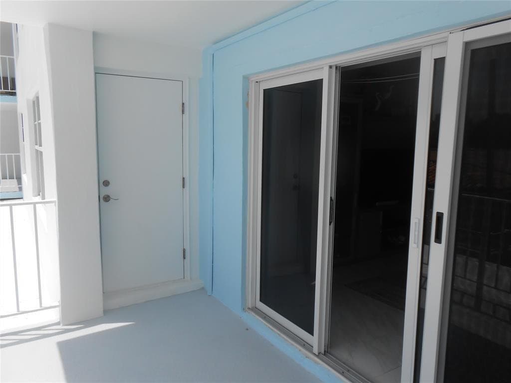 4540 N Ocean Drive 210, Lauderdale-By-The-Sea, FL 33308 — photo 31 of 40