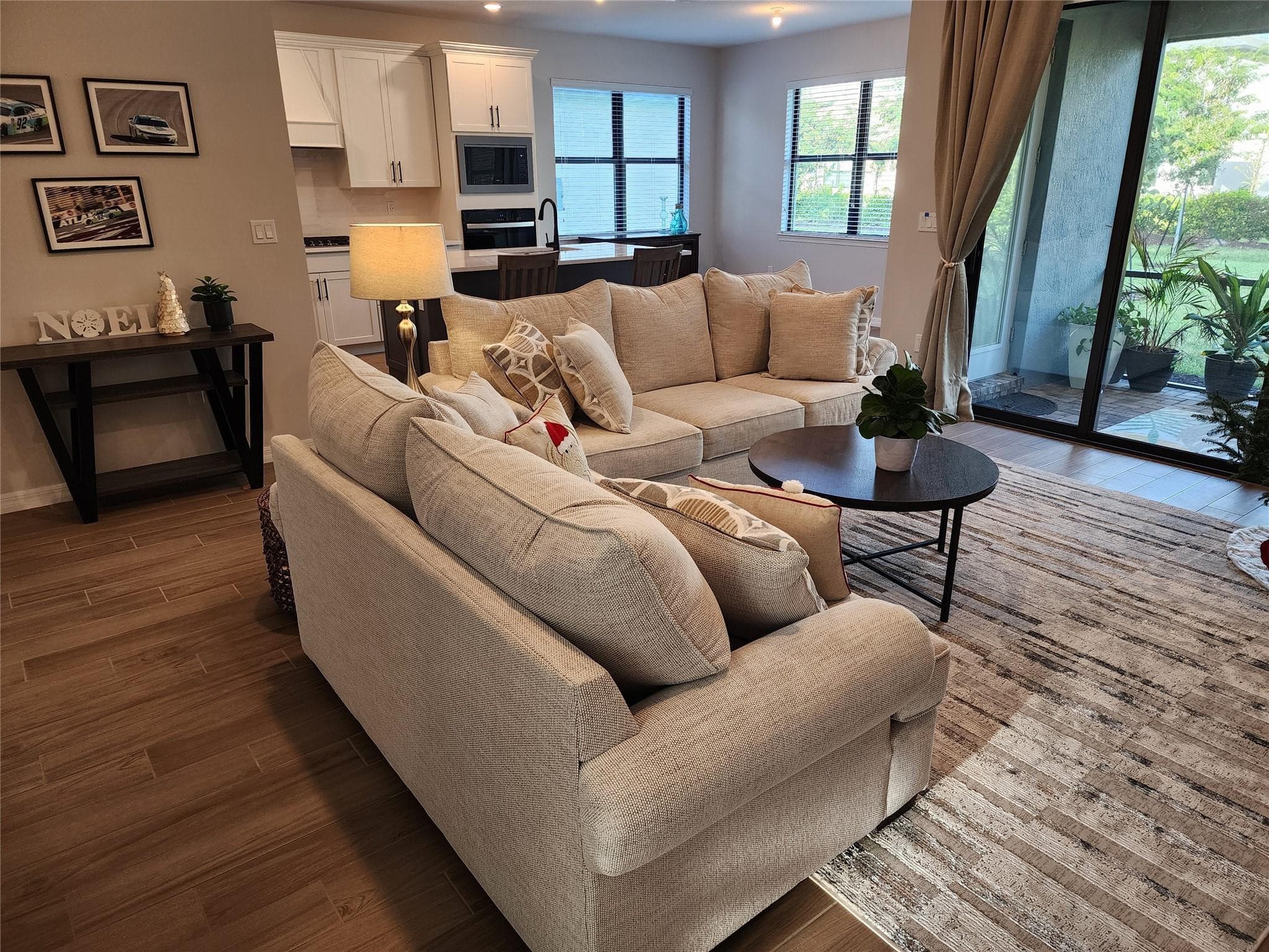 4422 S Silverwood Lane, Oakland Park, FL 33309 — photo 5 of 51