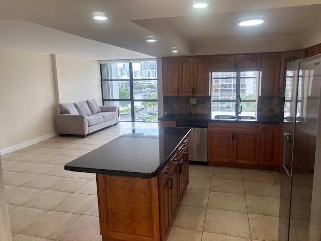 800 Parkview Drive 714, Hallandale Beach, FL 33009 — photo 4 of 24