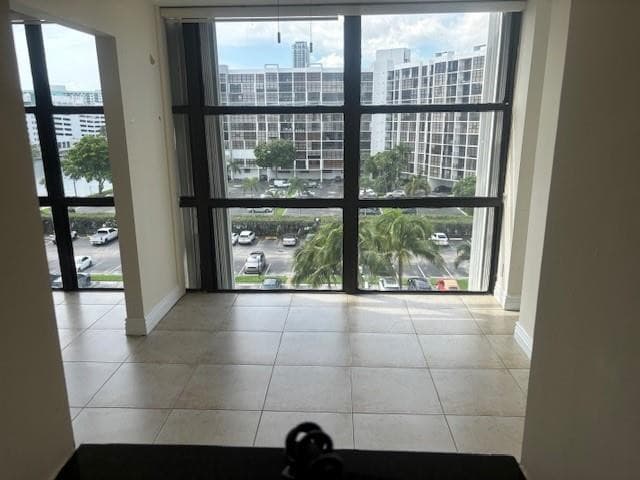 800 Parkview Drive 714, Hallandale Beach, FL 33009 — photo 8 of 24