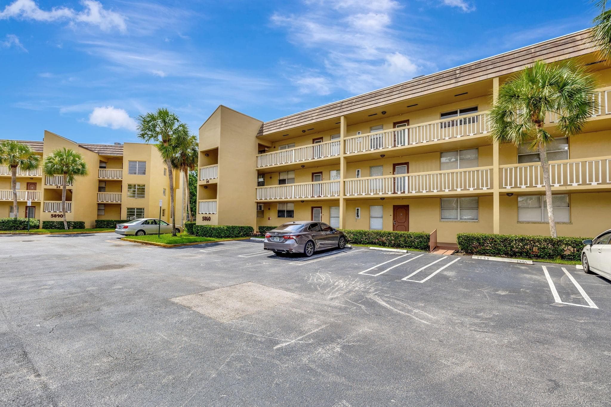 5860 NW 64th Avenue 201, Tamarac, FL 33319 — photo 16 of 31