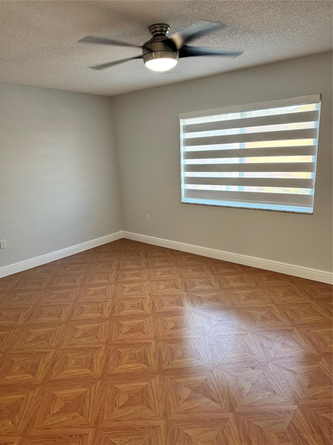 8201 NW 198th Street, Hialeah, FL 33015 — photo 16 of 23