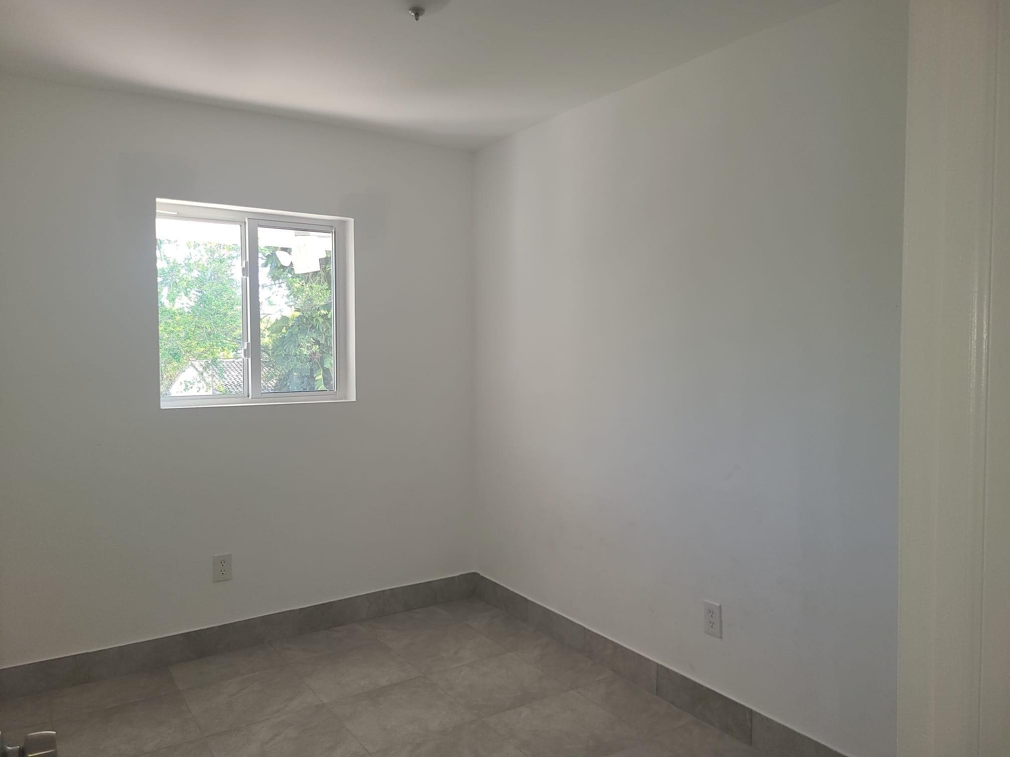 2719 Lincoln Street 4, Hollywood, FL 33020 — photo 10 of 10