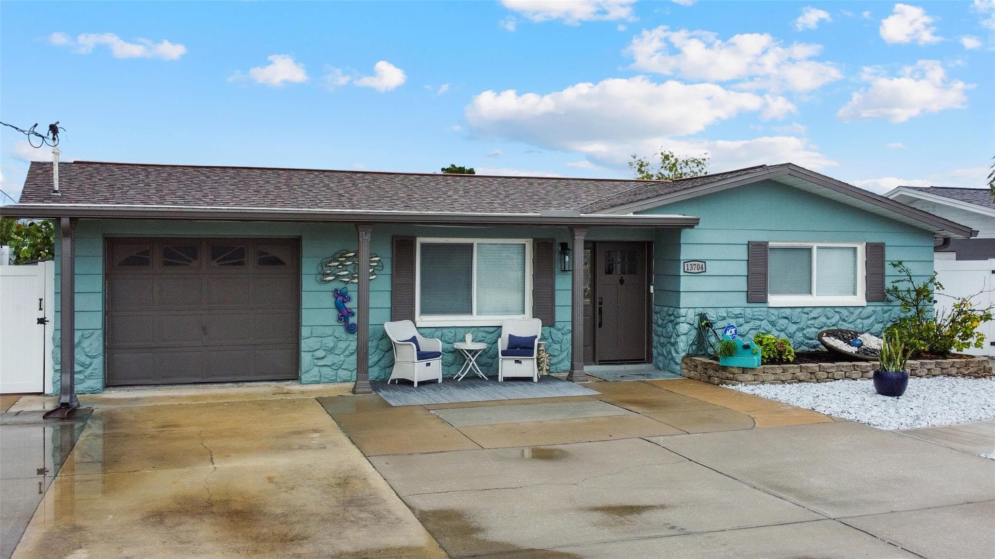 13704 Maria, Hudson, FL 34667 — photo 5 of 49