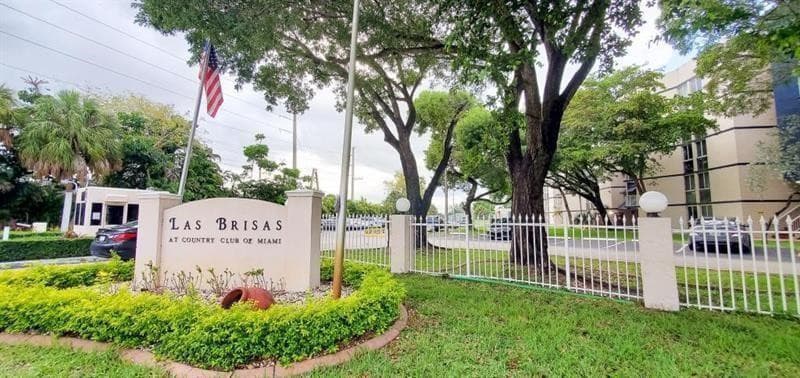 7035 NW 186th Street D-111, Hialeah, FL 33015 — photo 1 of 16