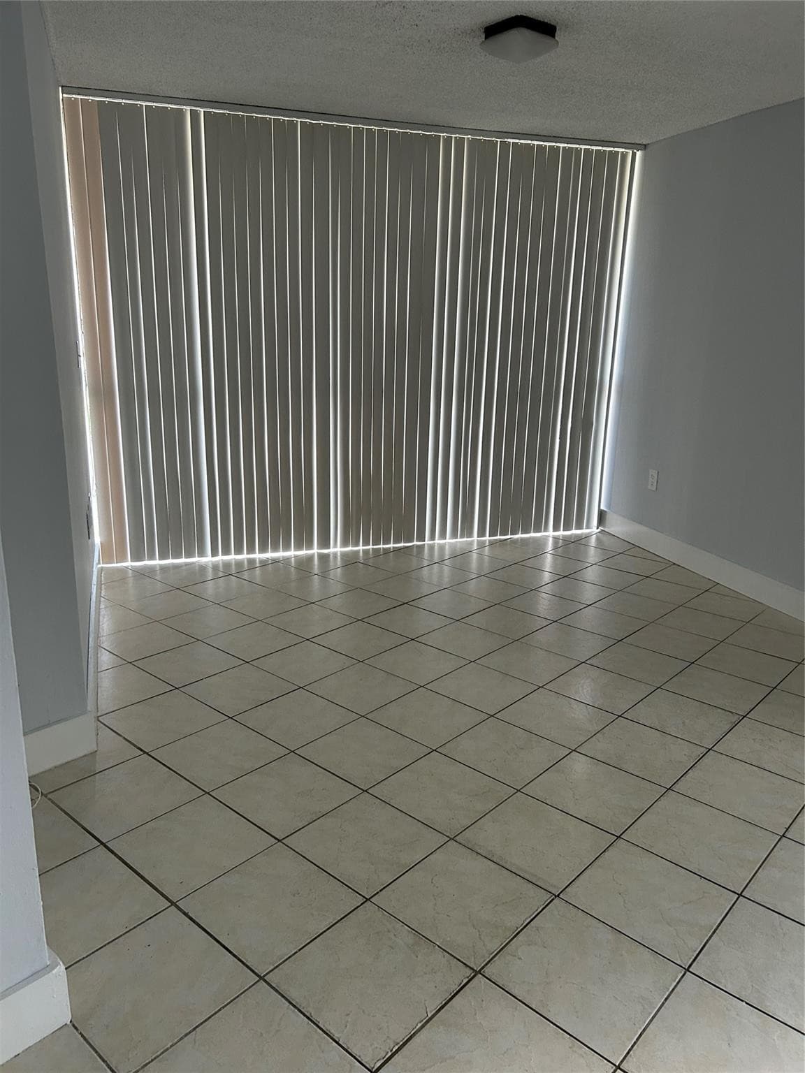 7035 NW 186th Street D-111, Hialeah, FL 33015 — photo 5 of 16